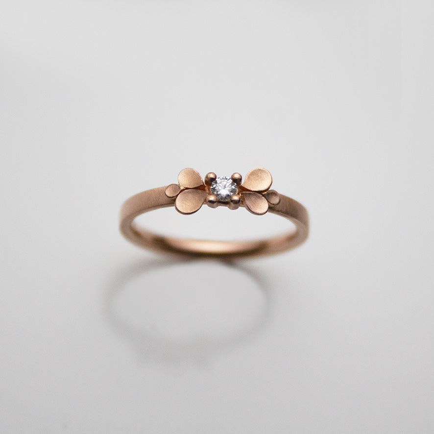 Lotus Cluster Small Diamond Ring | Harry Winston